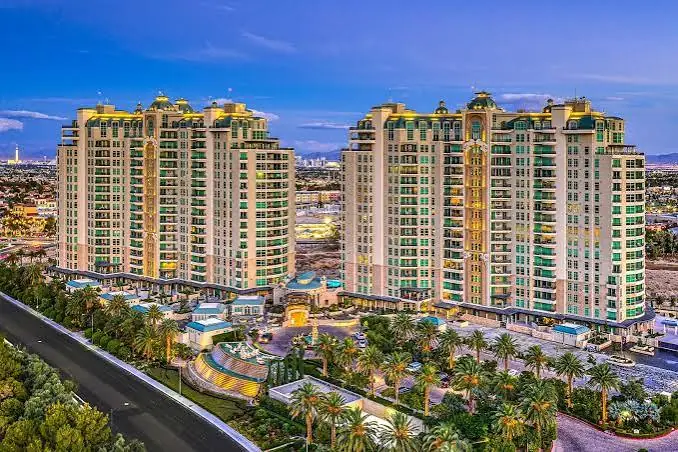 Queensridge Las Vegas High Rise Market