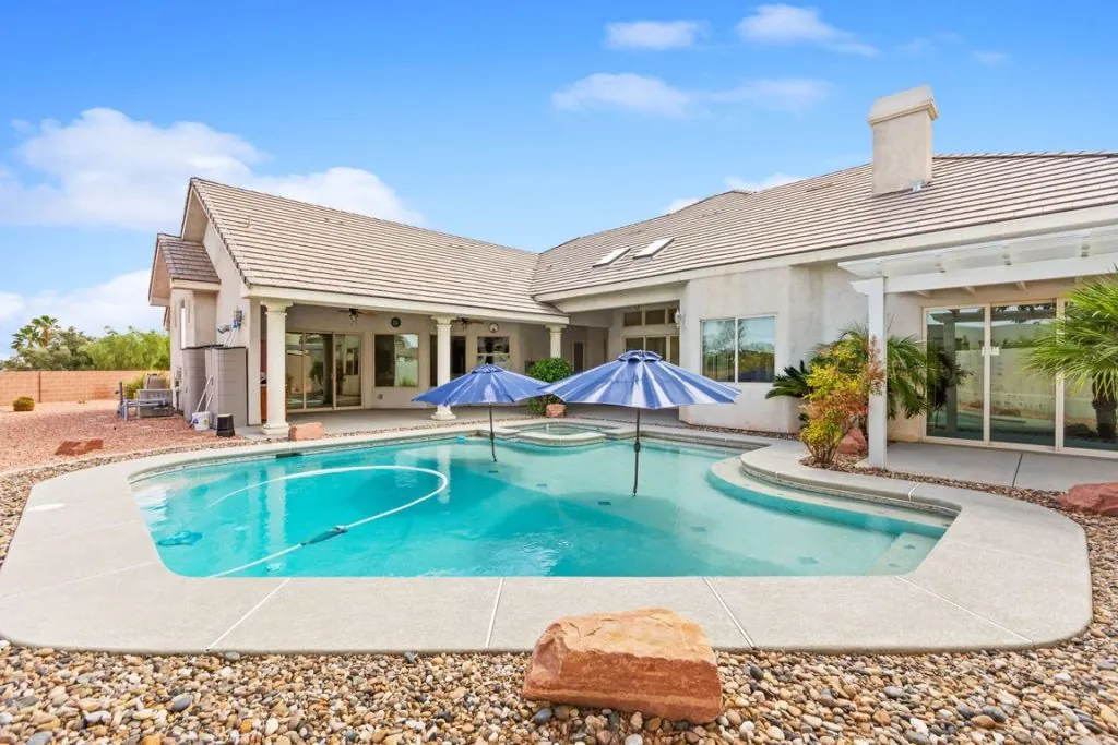 buying a pool home in Las Vegas